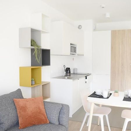 White Apartment Modern Tower Atal Gdynia Dış mekan fotoğraf