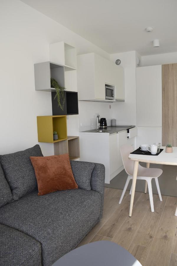 White Apartment Modern Tower Atal Gdynia Dış mekan fotoğraf