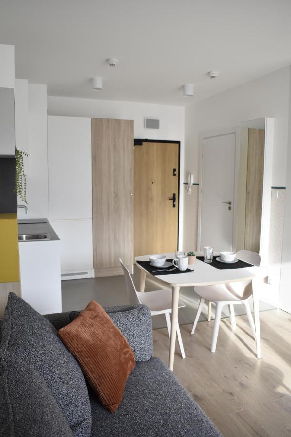 White Apartment Modern Tower Atal Gdynia Dış mekan fotoğraf